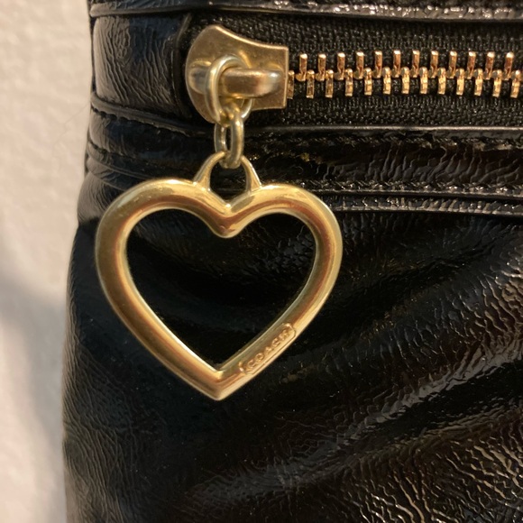 Coach Poppy Daisy Black Patent Leather Shoulder Bag - Picture 3 of 13